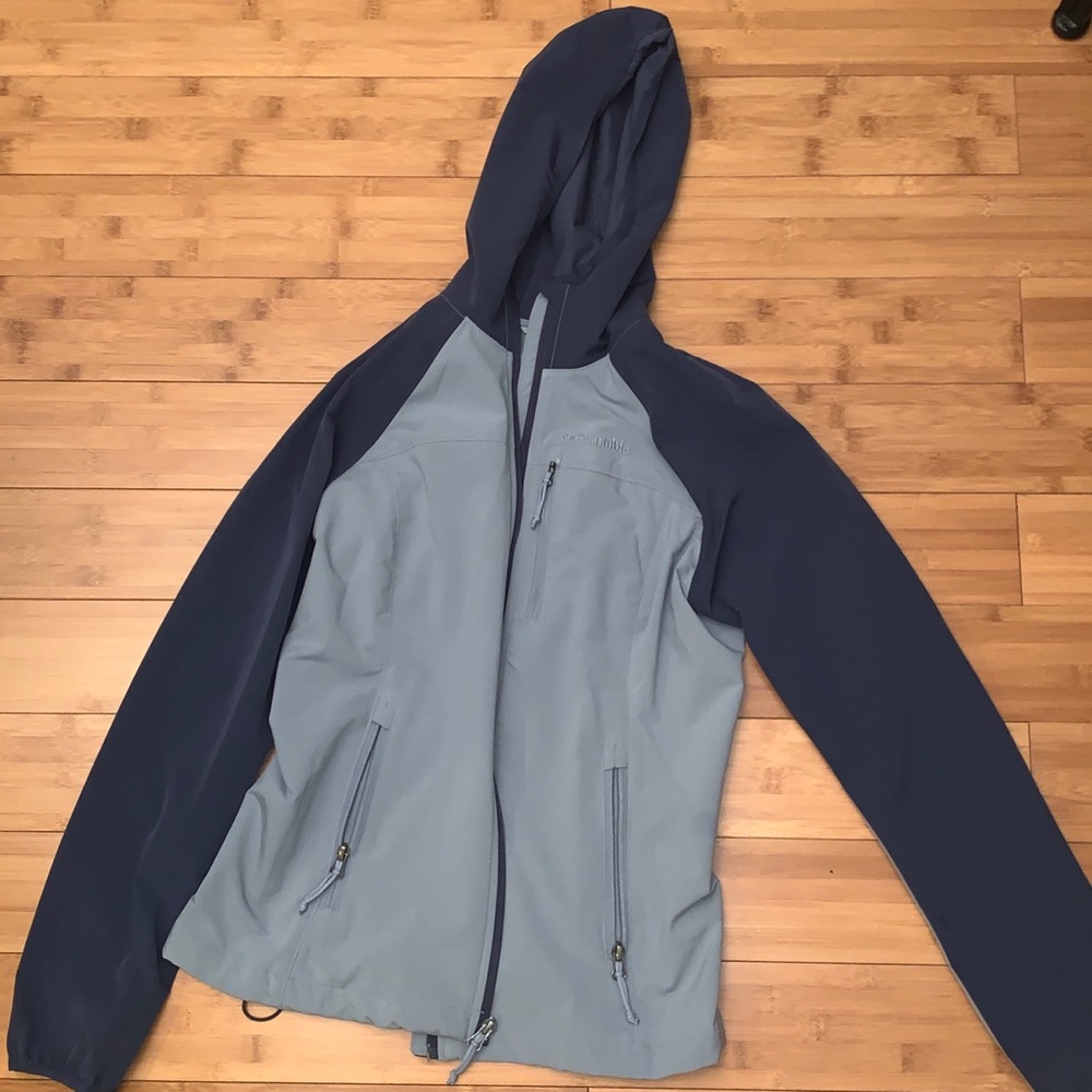 Columbia lightweight woman’s jacket
